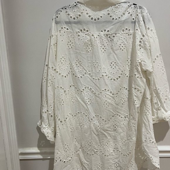 Adiva lace style top - Picture 9 of 9